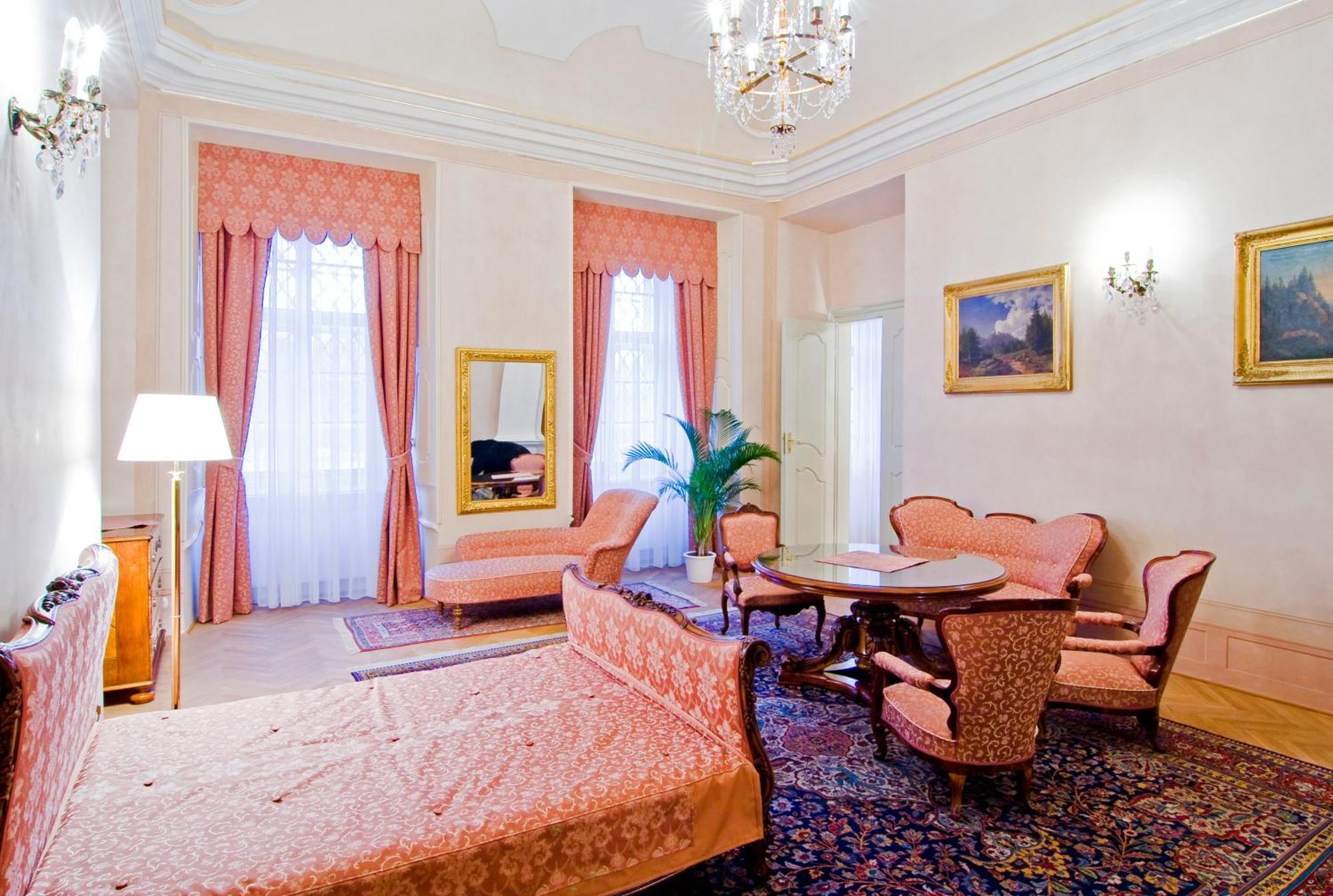 Chateau Liblice Bysice Exterior photo