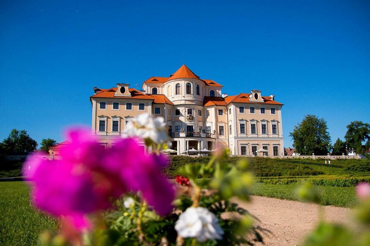 Chateau Liblice Bysice Exterior photo